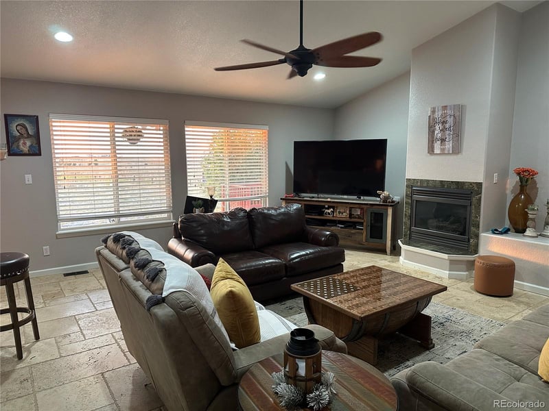 1080 Dutch Valley Rd, Bennett, CO 80102