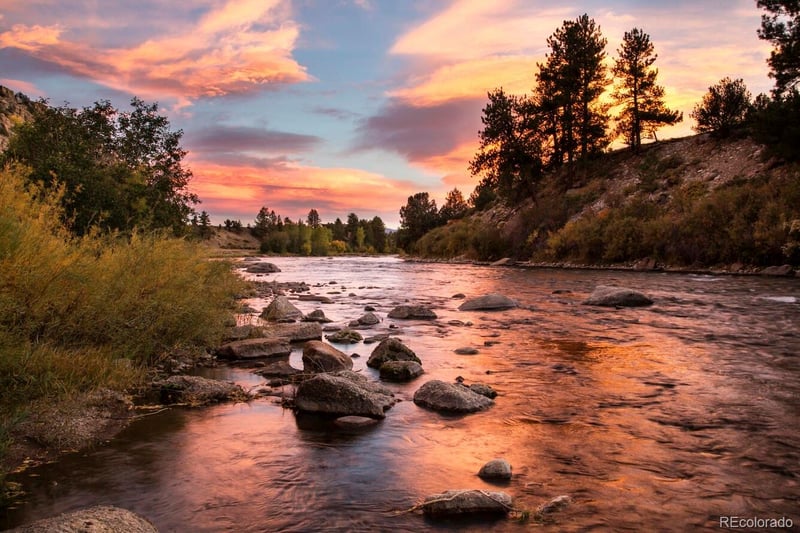2 Highway 285 , Nathrop, CO 81236