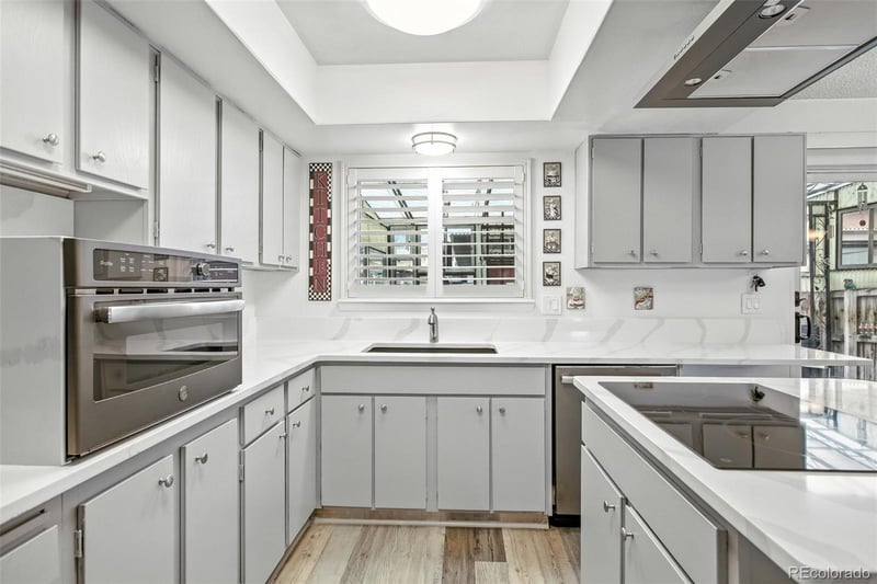 12471 Alameda Dr, Lakewood, CO 80228