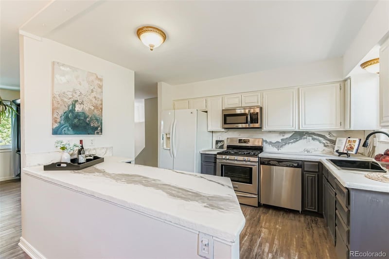 6340 70th Dr, Arvada, CO 80003