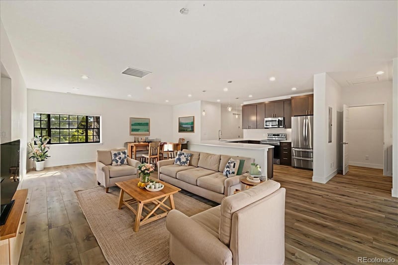 7250 Eastmoor Dr #223, Denver, CO 80237