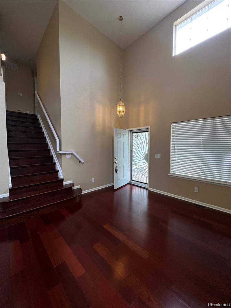 19193 Amherst Dr, Aurora, CO 80013