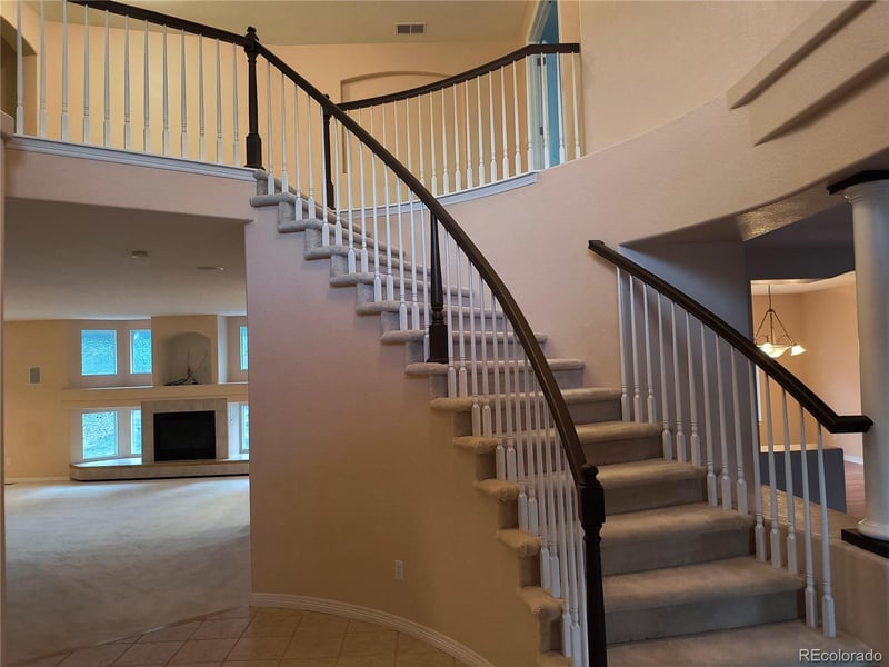 10145 Charissglen Ln, Highlands Ranch, CO 80126