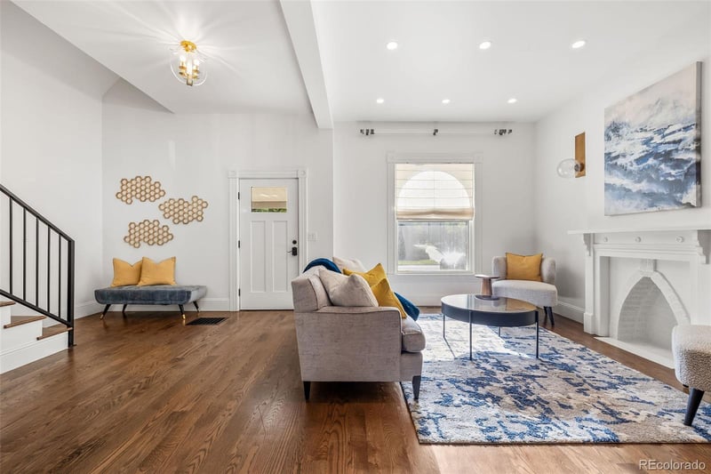 571 Sherman St, Denver, CO 80209