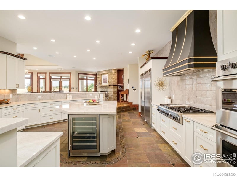 9030 Fieldcrest Ln, Longmont, CO 80503