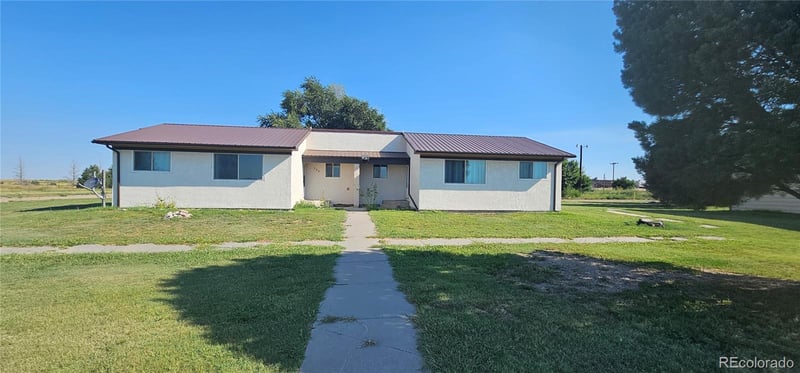 708 1st Ave, Kit Carson, CO 80825