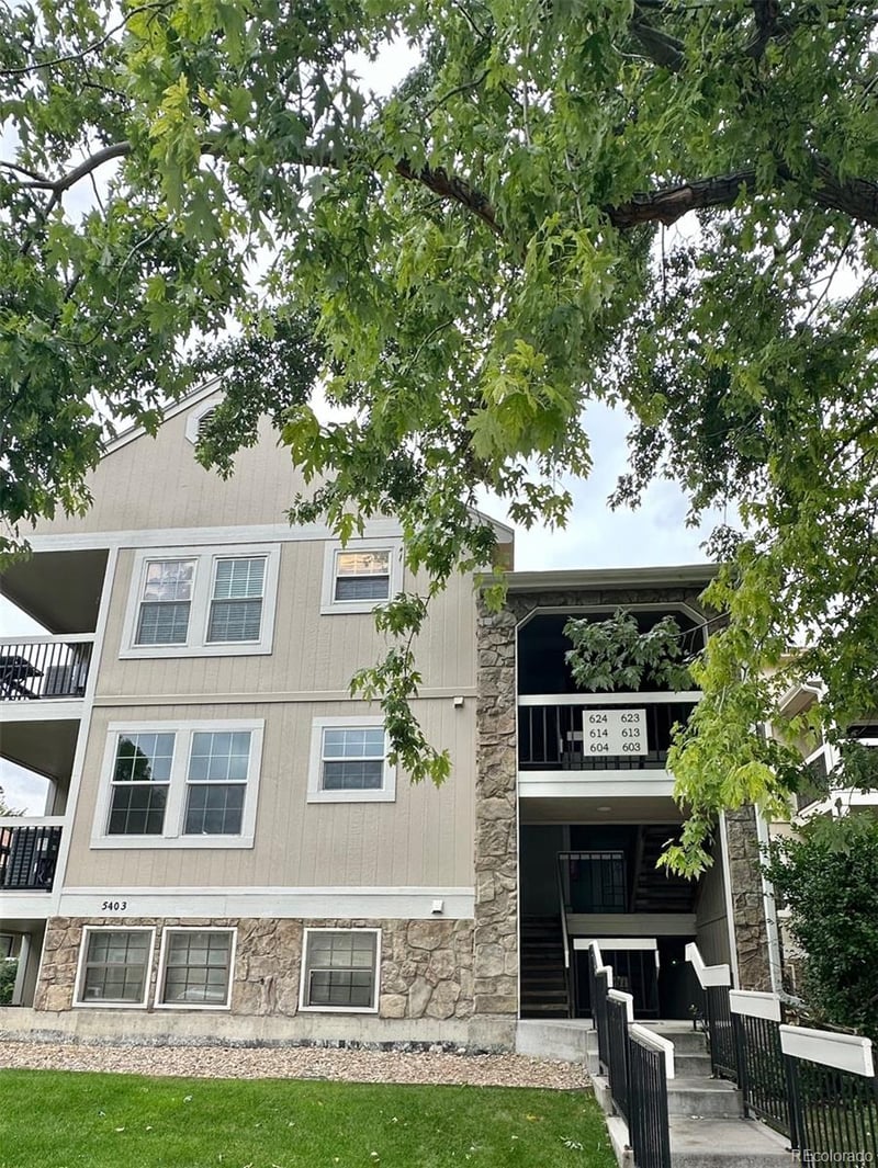 5403 W 76th Ave, Arvada, CO 80003