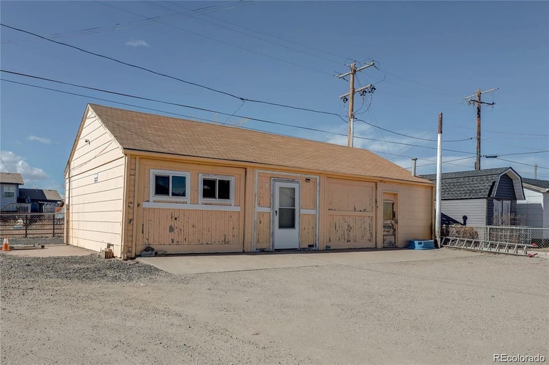 75 Market St, Keenesburg, CO 80643