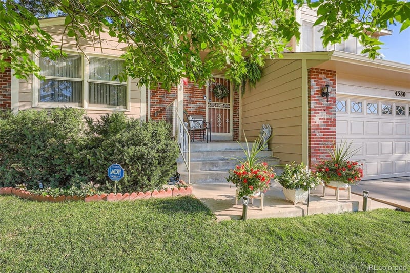 4580 Argonne St, Denver, CO 80249