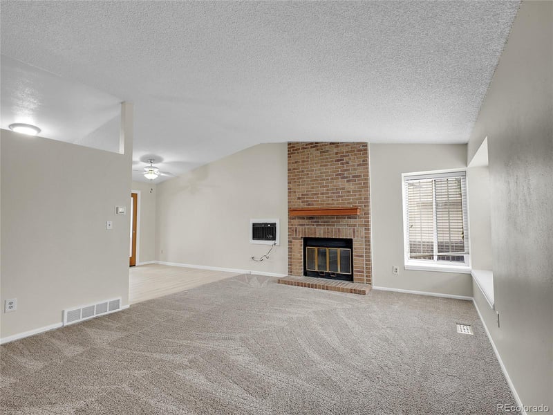 19166 Oberlin Dr, Aurora, CO 80013