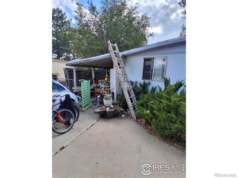 215 Glen Ayre St, Dacono, CO 80514