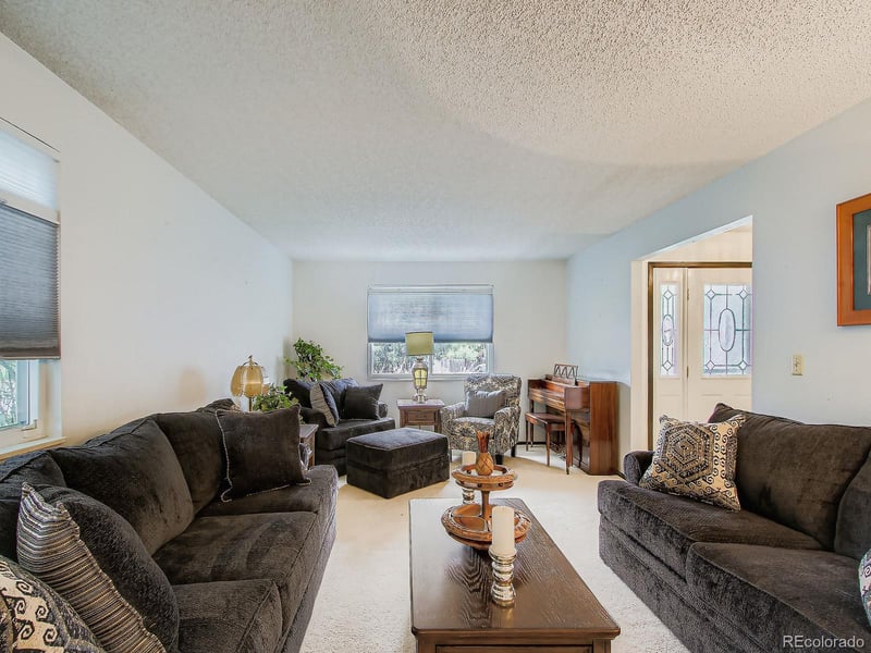 11825 73rd Dr, Arvada, CO 80005