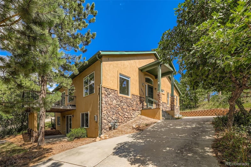 18635 Lower Lake Rd, Monument, CO 80132