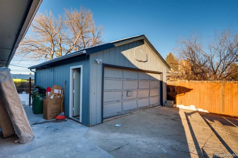 8-12 Lansing St, Aurora, CO 80010