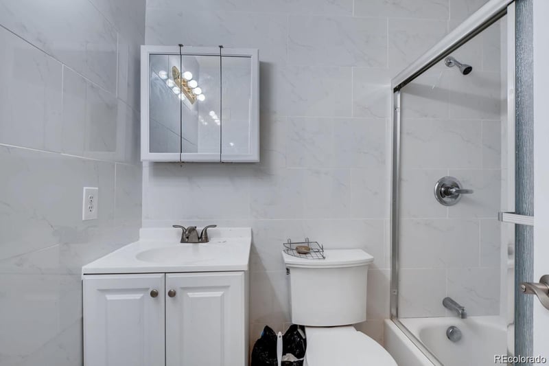 8-12 Lansing St, Aurora, CO 80010