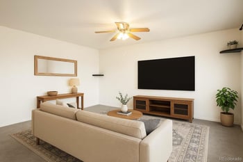 542 25th Street Rd, Greeley, CO 80631