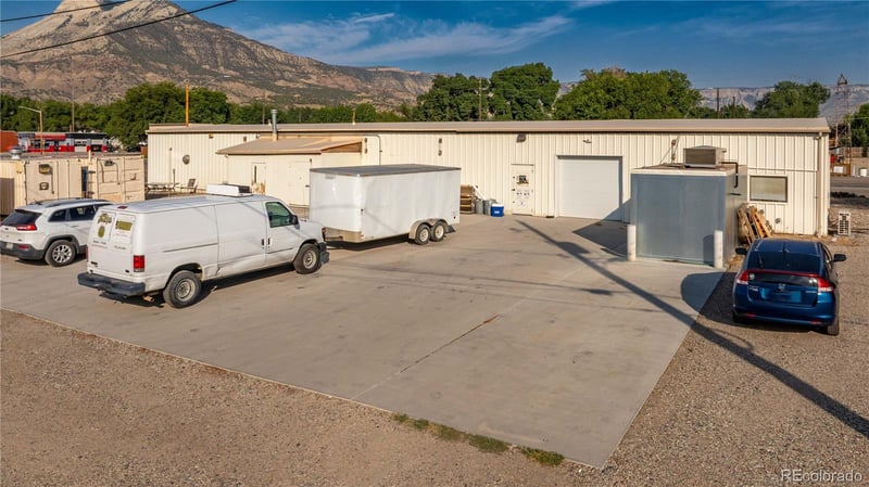 201 1st St, Parachute, CO 81635