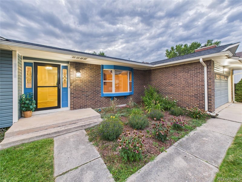 2210 Greenwich Cir, Colorado Springs, CO 80909