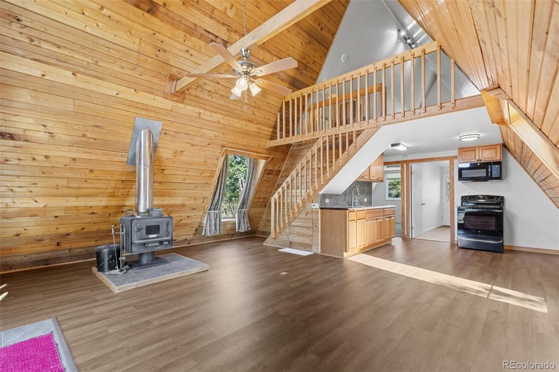 840 Palomino Rd, Jefferson, CO 80456