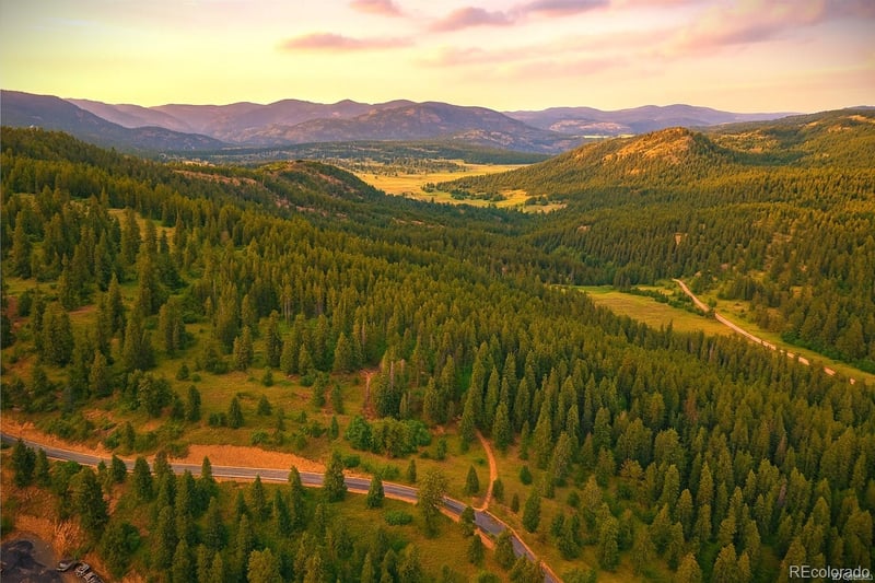 32553 Lodgepole Cir, Evergreen, CO 80439