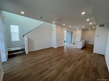 6659 Netherland St, Aurora, CO 80019