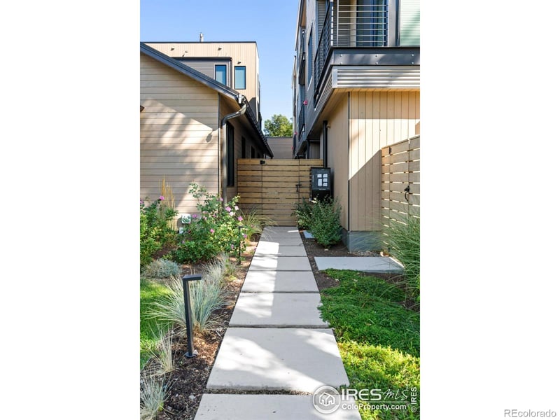 2709 Pine St, Boulder, CO 80302