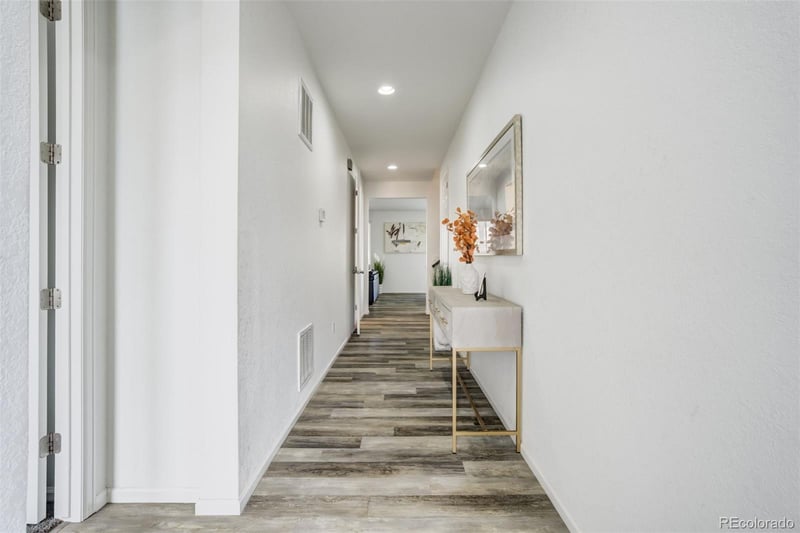 21929 Stanford Cir, Aurora, CO 80015