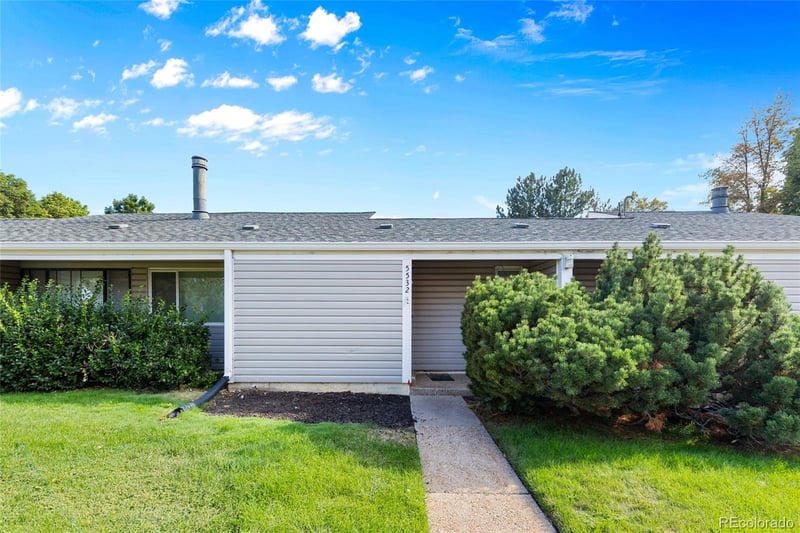 5532 Greenwood St, Littleton, CO 80120