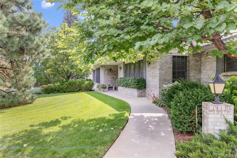 2600 E Long Dr, Greenwood Village, CO 80121