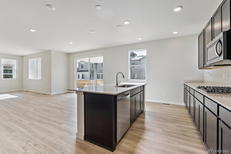 1380 Loraine Cir N, Erie, CO 80026