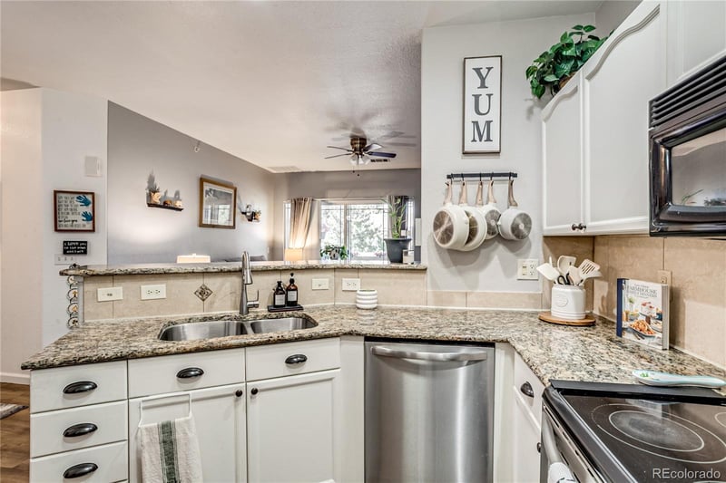 8309 Independence Cir #203, Littleton, CO 80128