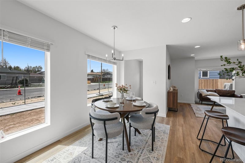 1291 Akron St, Aurora, CO 80010