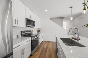 9011 14th St, Aurora, CO 80010