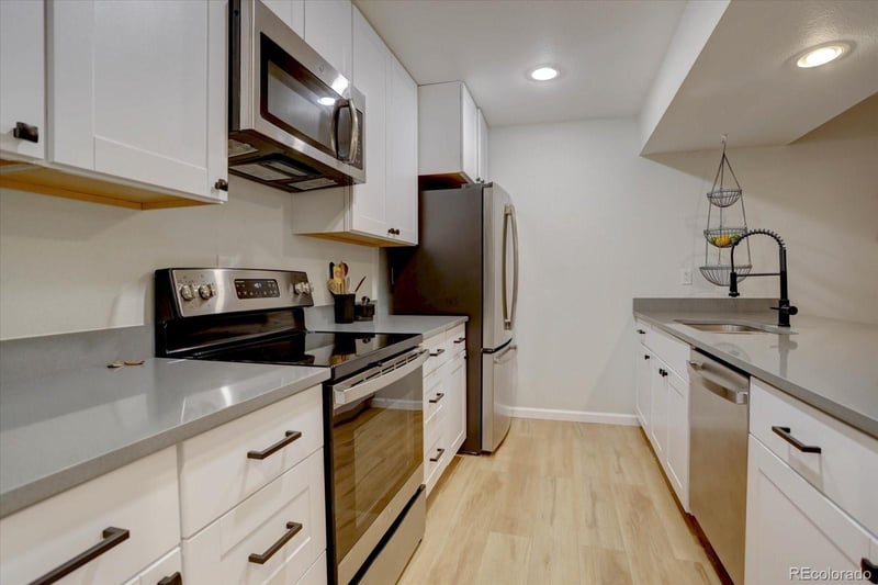 23518 Pondview Pl, Golden, CO 80401