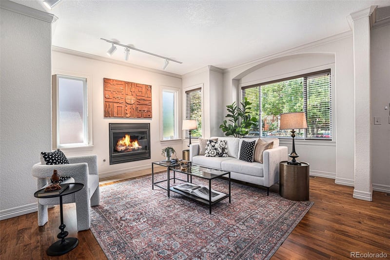 2340 Ivanhoe St, Denver, CO 80207