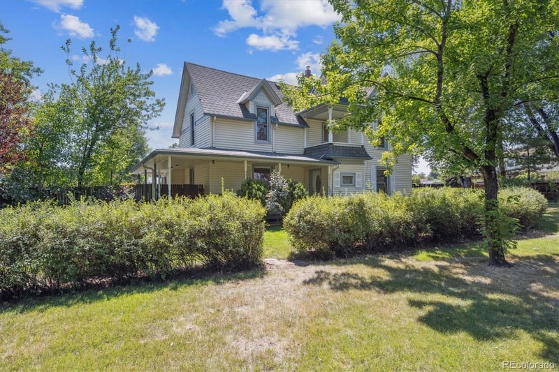 9000 Jewell Ave, Lakewood, CO 80232