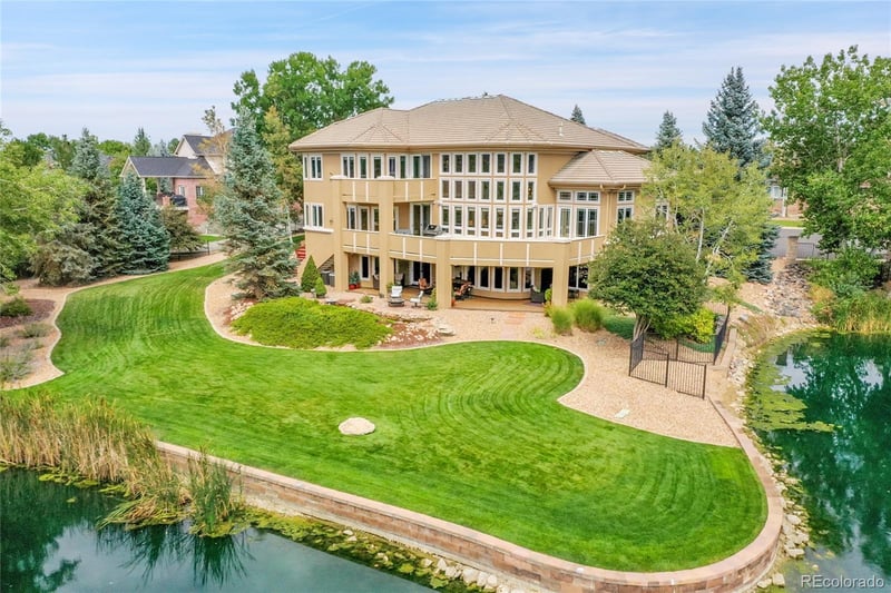 1 White Pelican Cir, Thornton, CO 80241