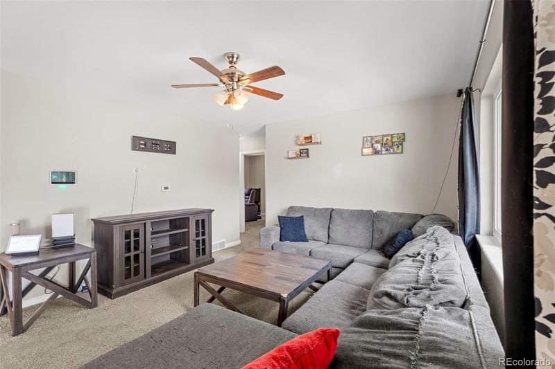 80 Landoe Ln, Colorado Springs, CO 80911