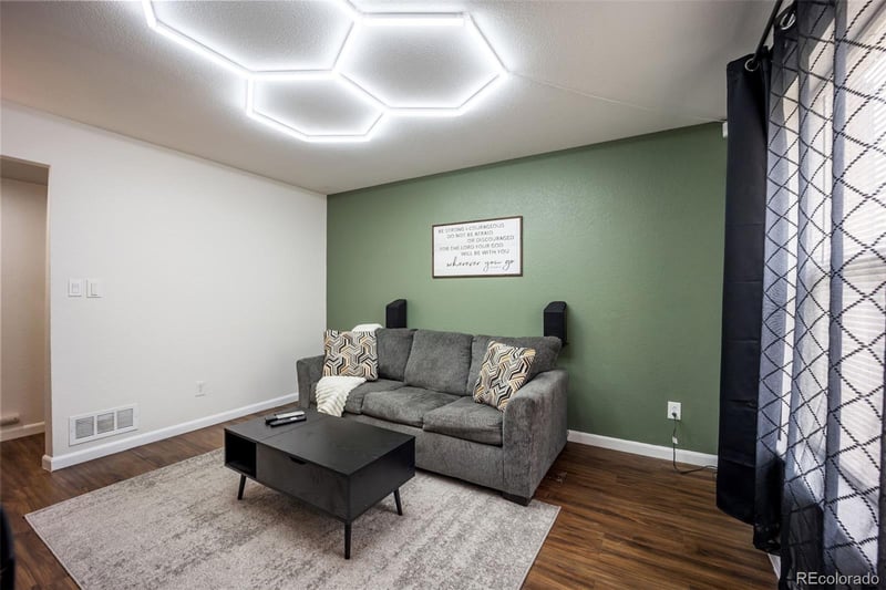 16211 17th Pl #C, Aurora, CO 80011