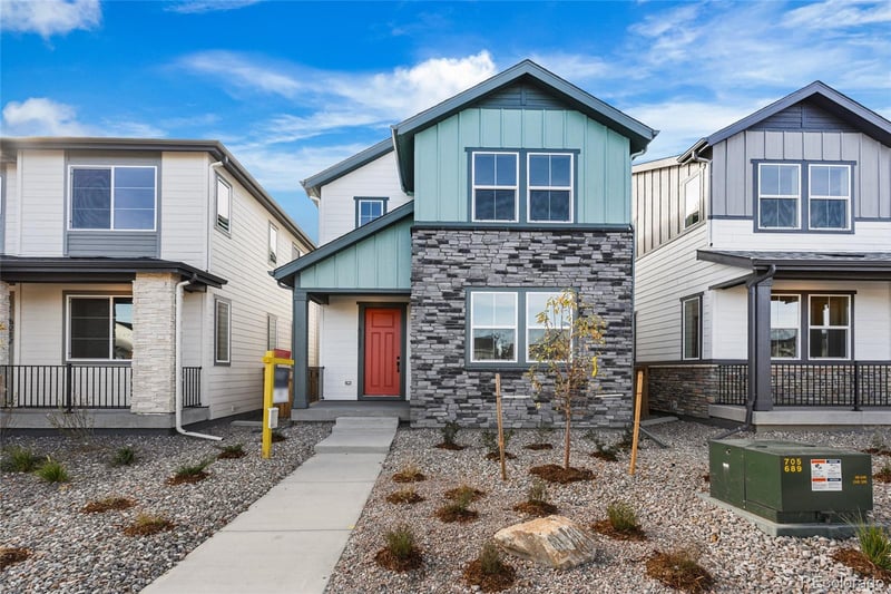 6227 Nepal St, Aurora, CO 80019