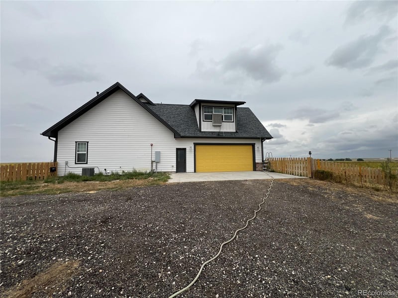 6945 Strasburg Rd, Strasburg, CO 80136