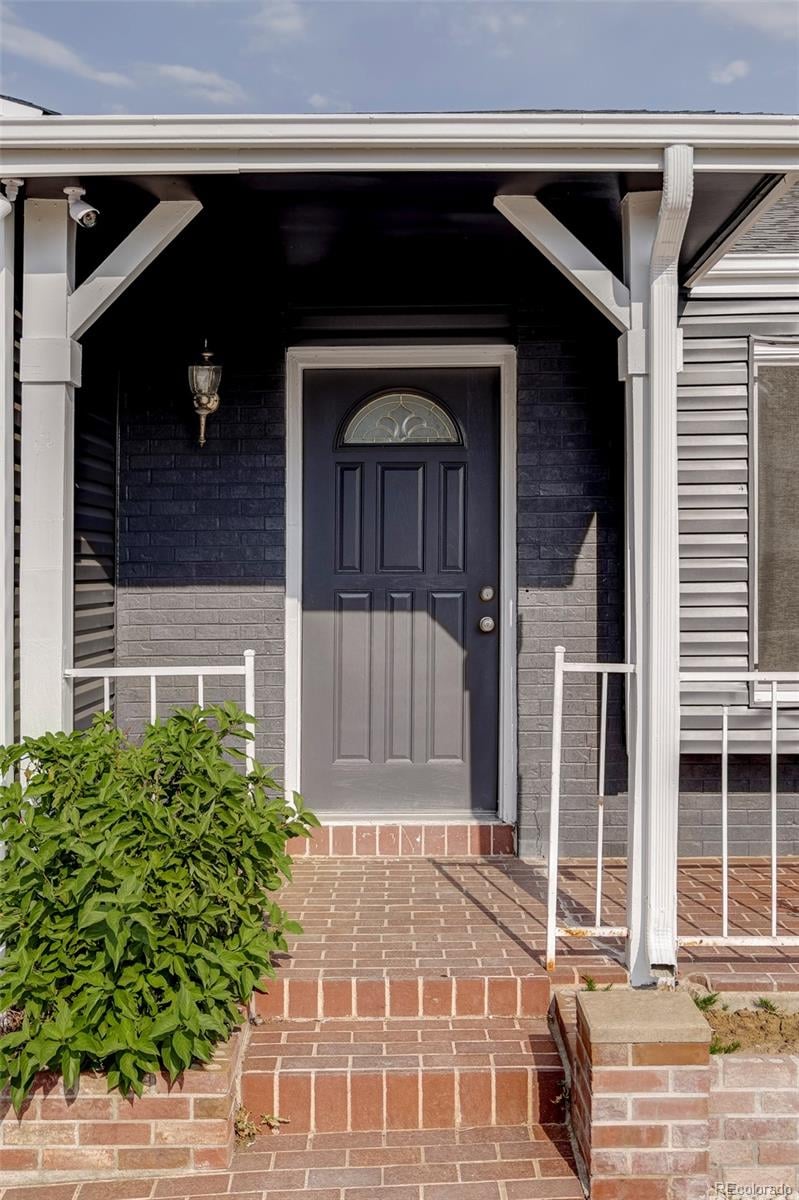 4345 Eagle St, Denver, CO 80239