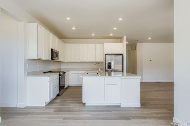 12750 Glasgow Pl, Littleton, CO 80127