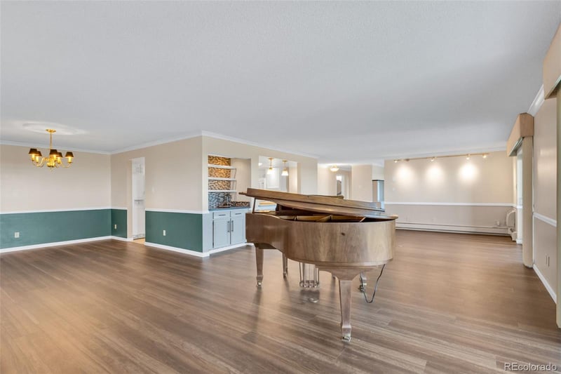 14390 Marina Dr #606, Aurora, CO 80014