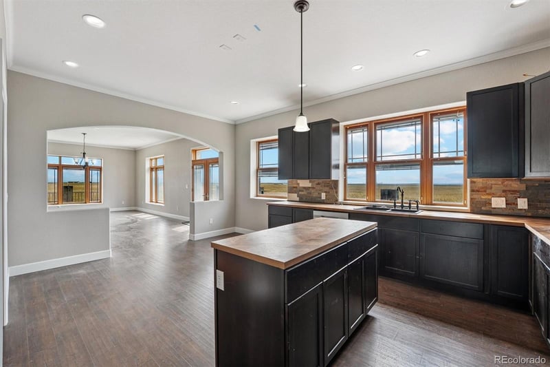 2105 Timberlake Rd, Byers, CO 80103