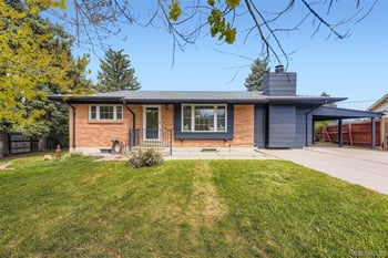 414 Worchester Way, Aurora, CO 80012