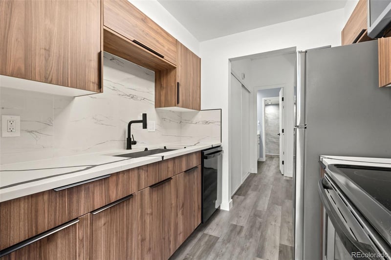 364 Ironton St #219, Aurora, CO 80012