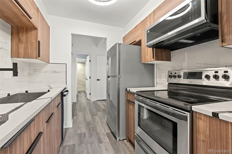 364 Ironton St #219, Aurora, CO 80012