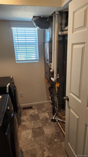 4169 N Quatar Ct, Aurora, CO 80019