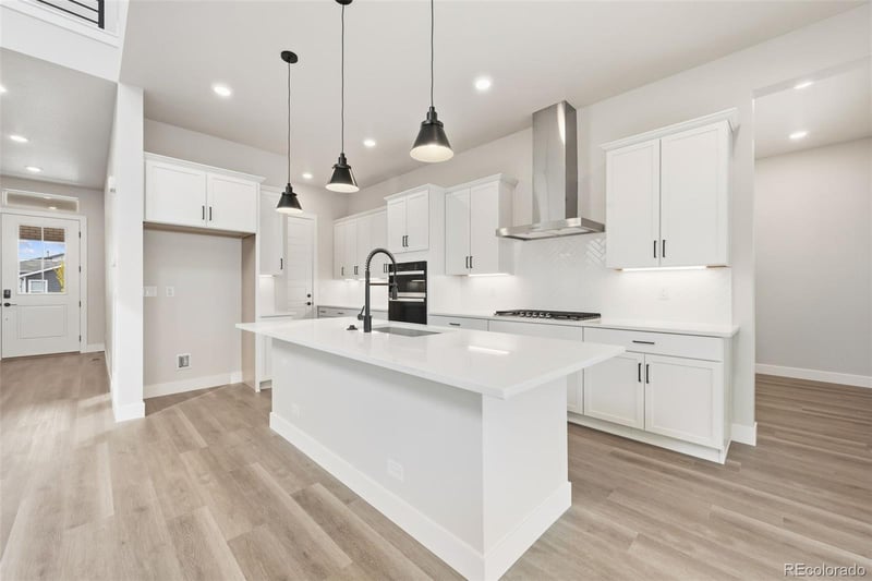 1675 Sundown Run Dr, Windsor, CO 80550